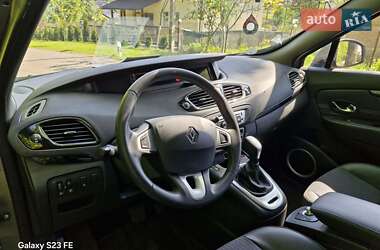 Мінівен Renault Scenic 2012 в 