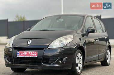 Мінівен Renault Scenic 2009 в 