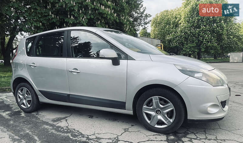 Renault Scenic 2010