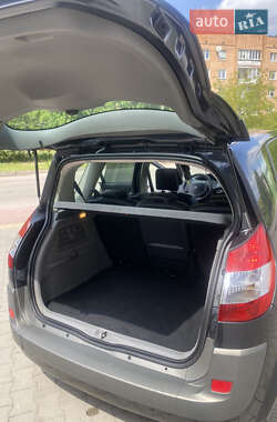 Минивэн Renault Scenic 2005 в 