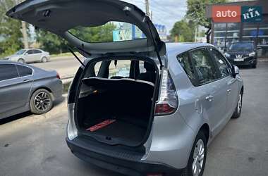 Мінівен Renault Scenic 2013 в 