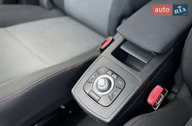 Мінівен Renault Scenic 2013 в 