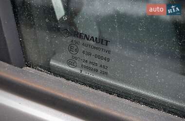 Мінівен Renault Scenic 2013 в 