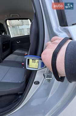 Мінівен Renault Scenic 2013 в 