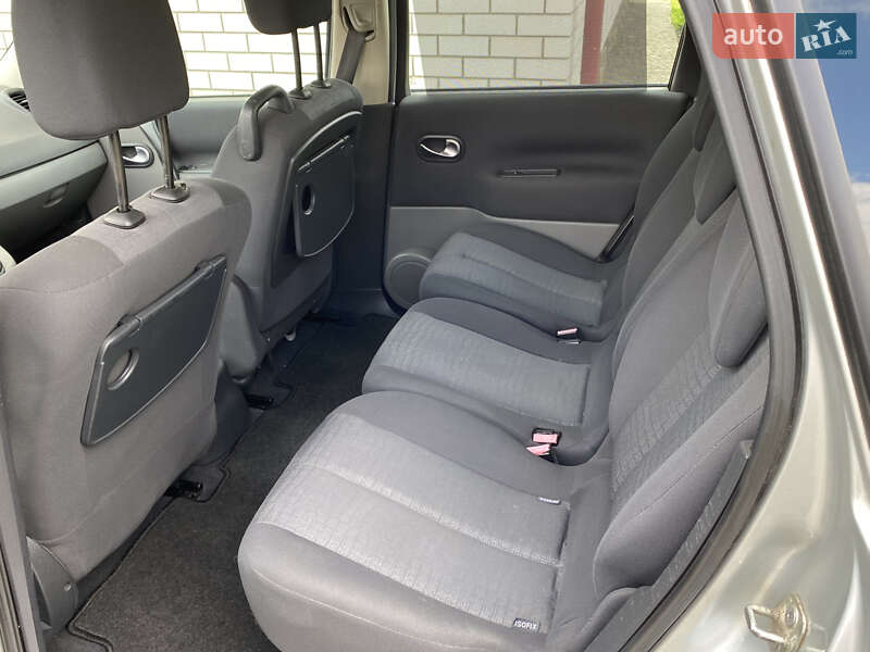 Мінівен Renault Scenic 2007 в Луцьку
