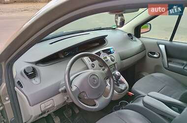 Минивэн Renault Scenic 2009 в 