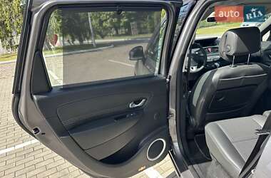 Мінівен Renault Scenic 2011 в 