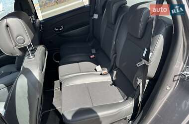 Мінівен Renault Scenic 2011 в 