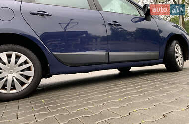 Минивэн Renault Scenic 2009 в 