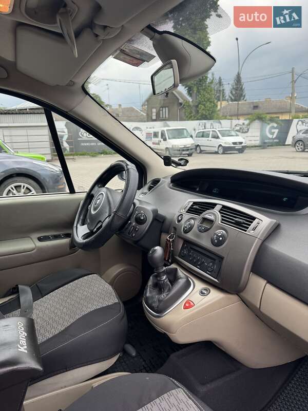 Минивэн Renault Scenic 2007 в Черновцах