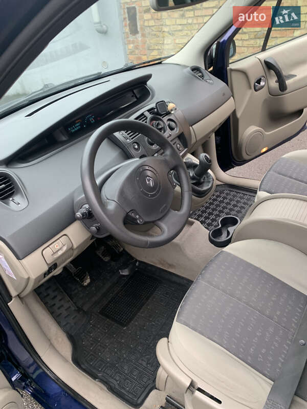 Минивэн Renault Scenic 2004 в Киеве фото 18 Минивэн Renault Scenic 2004 в Киеве