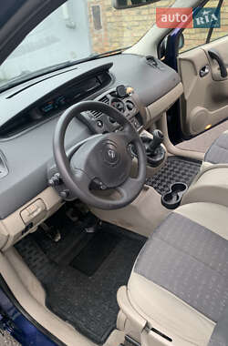 Мінівен Renault Scenic 2004 в  фото 18 Мінівен Renault Scenic 2004 в