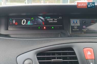 Минивэн Renault Scenic 2011 в 