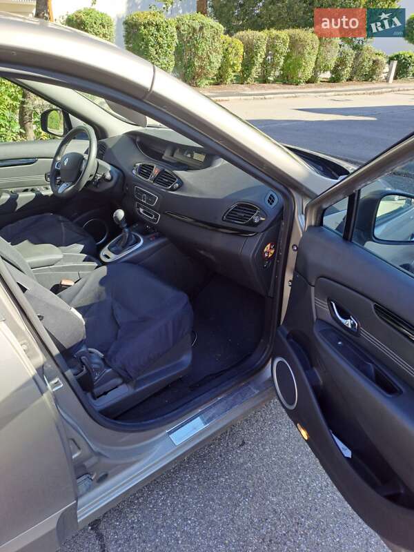 Минивэн Renault Scenic 2011 в Харькове