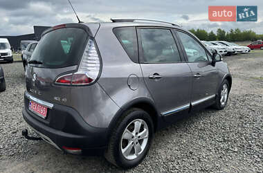 Минивэн Renault Scenic 2013 в 