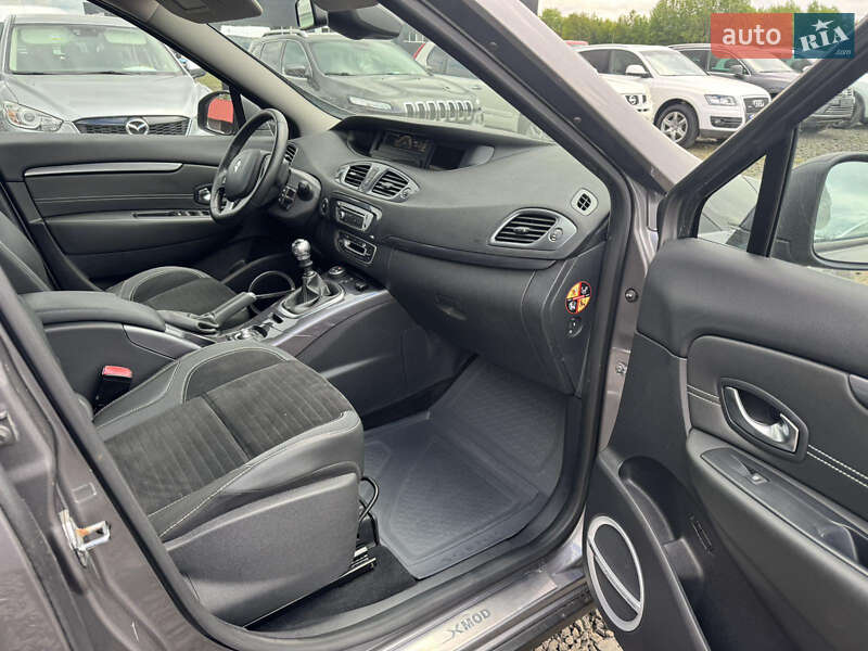 Минивэн Renault Scenic 2013 в Луцке