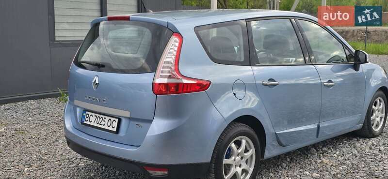 Минивэн Renault Scenic 2010 в Львове