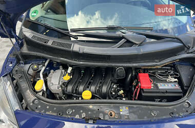 Минивэн Renault Scenic 2009 в 