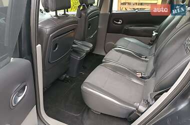 Минивэн Renault Scenic 2005 в 