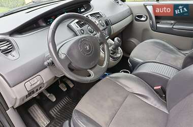 Минивэн Renault Scenic 2005 в 