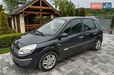 Минивэн Renault Scenic 2005 в 