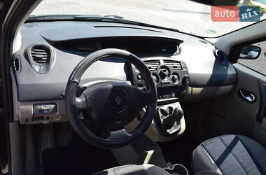 Минивэн Renault Scenic 2005 в 