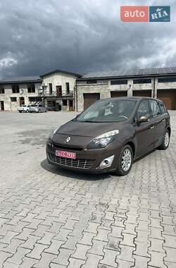 Мінівен Renault Scenic 2010 в Калуші