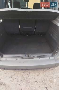 Минивэн Renault Scenic 2009 в 