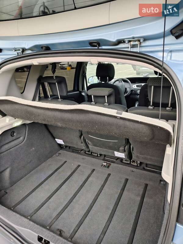 Минивэн Renault Scenic 2009 в Шептицькому
