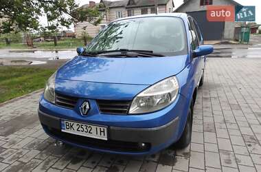 Минивэн Renault Scenic 2005 в Сарнах