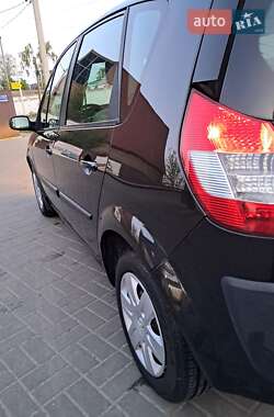 Минивэн Renault Scenic 2006 в 