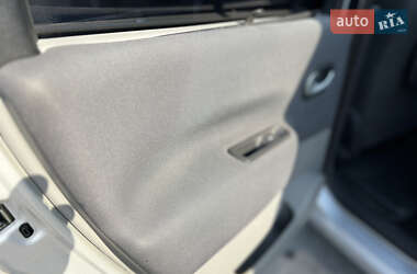 Минивэн Renault Scenic 2009 в 