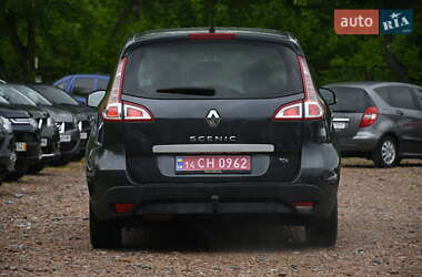 Минивэн Renault Scenic 2009 в 