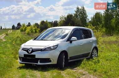 Минивэн Renault Scenic 2013 в 