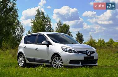 Минивэн Renault Scenic 2013 в 