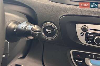 Мінівен Renault Scenic 2012 в 