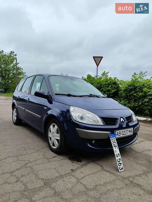 Минивэн Renault Scenic 2006 в 
