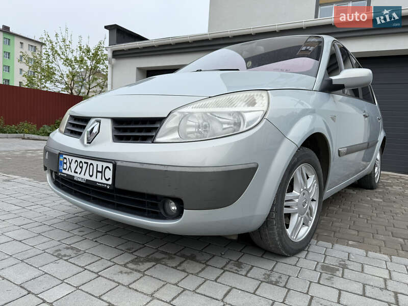Минивэн Renault Scenic 2003 в Староконстантинове