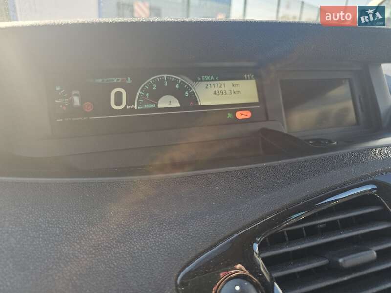 Минивэн Renault Scenic 2011 в Броварах