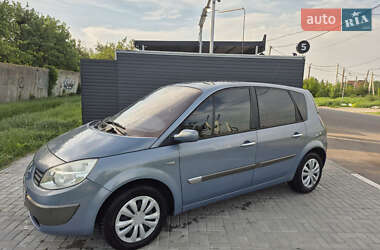 Минивэн Renault Scenic 2004 в 