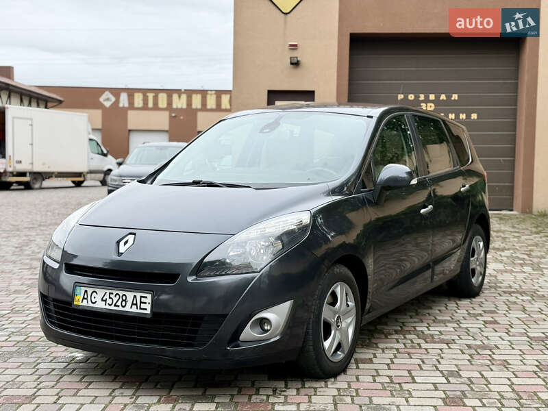 Renault Scenic 2011
