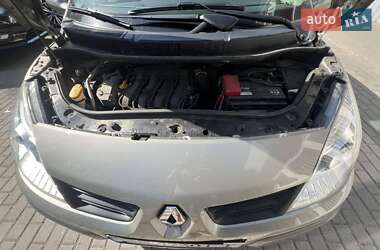 Минивэн Renault Scenic 2006 в 