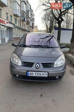 Минивэн Renault Scenic 2004 в 