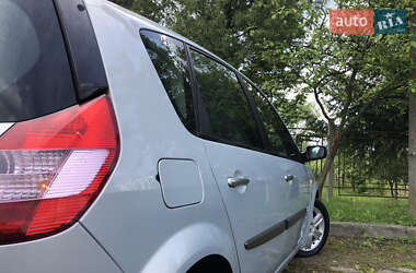 Мінівен Renault Scenic 2003 в 