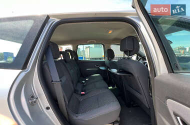 Мінівен Renault Scenic 2011 в 