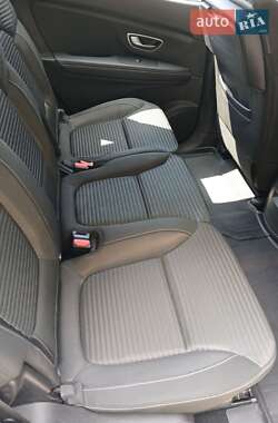 Минивэн Renault Scenic 2019 в 