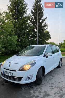Мінівен Renault Scenic 2010 в Львові