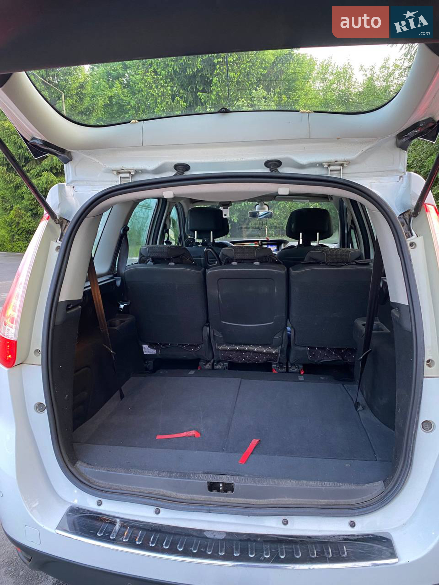 2010 Renault Scenic - мініатюра 15