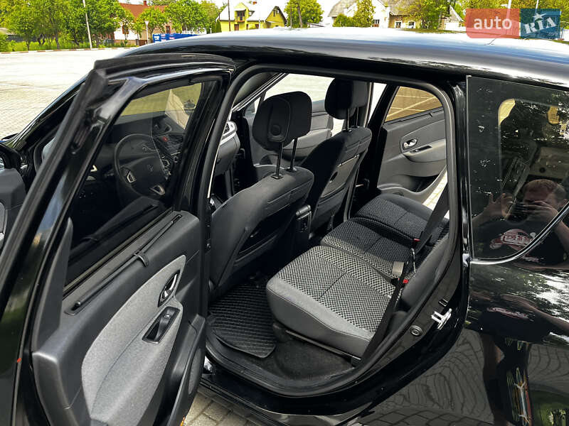 Минивэн Renault Scenic 2011 в Коломые