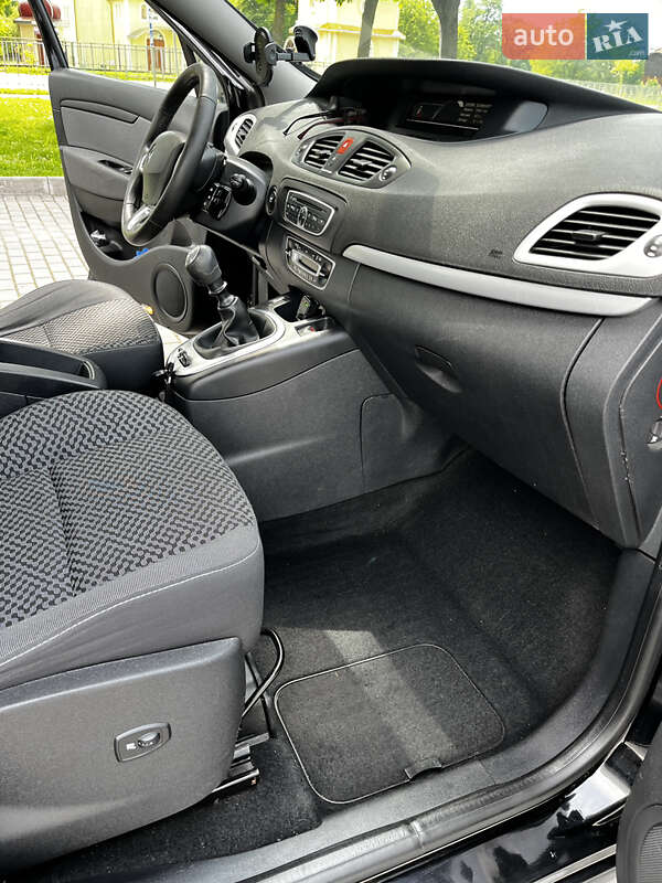 Минивэн Renault Scenic 2011 в Коломые